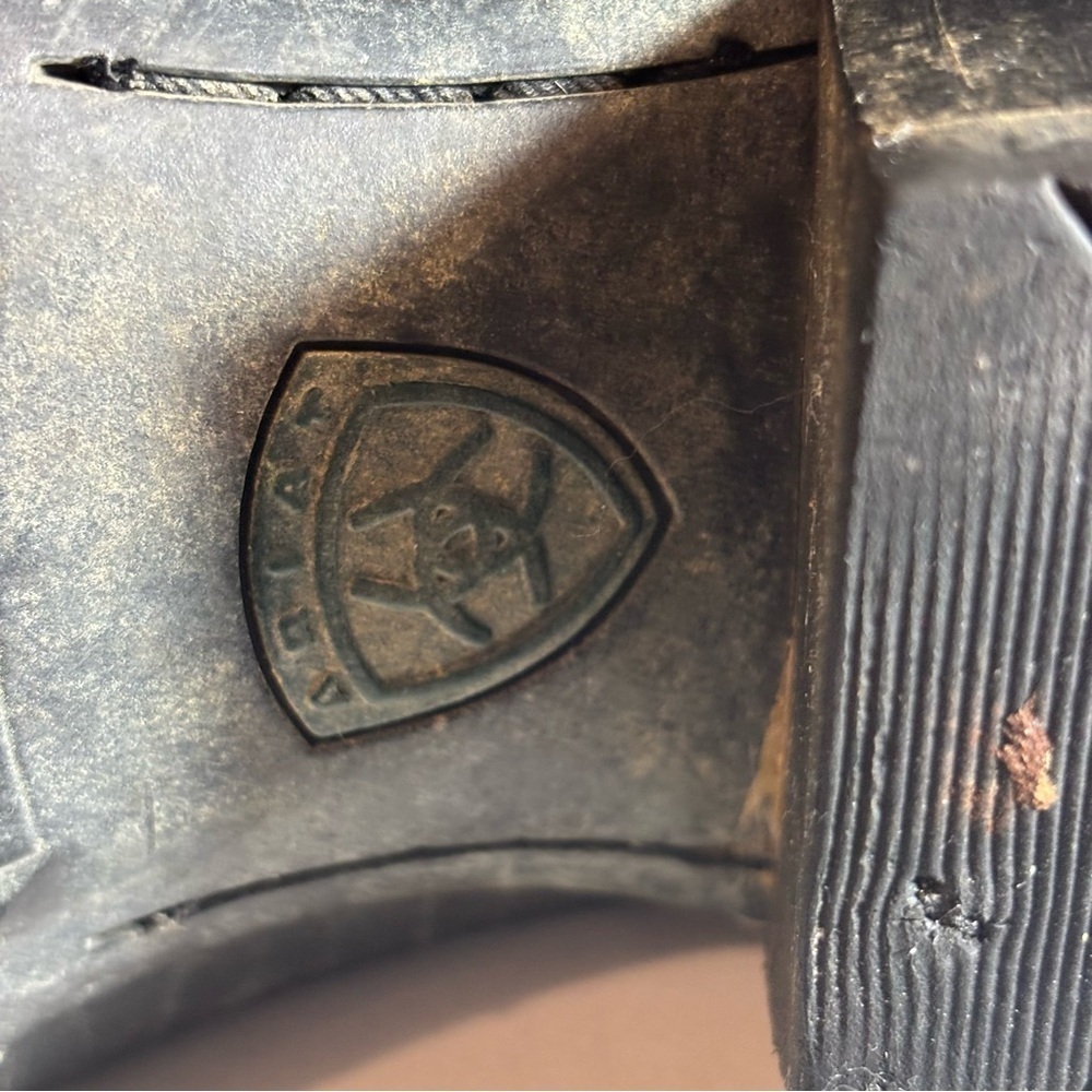 ARIAT Sz 9EE 4LR Black Leather Cowboy Boots with Contrasting Stitching - Picture 14 of 14